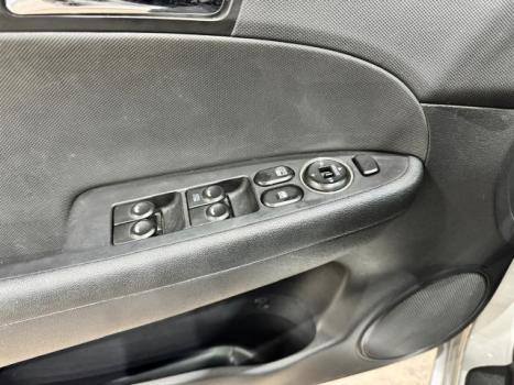 HYUNDAI I30 2.0 16V 4P GLS AUTOM�TICO, Foto 11