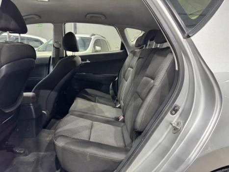 HYUNDAI I30 2.0 16V 4P GLS AUTOM�TICO, Foto 4