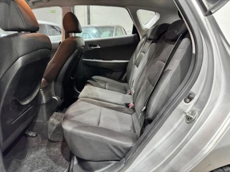 HYUNDAI I30 2.0 16V 4P AUTOM�TICO, Foto 4