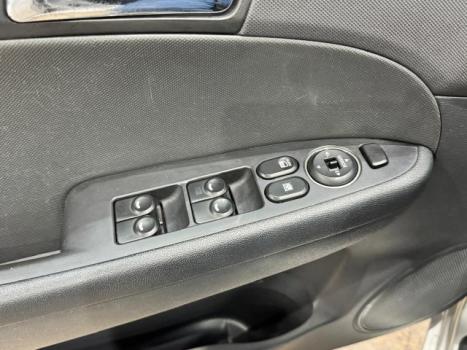 HYUNDAI I30 2.0 16V 4P AUTOM�TICO, Foto 6