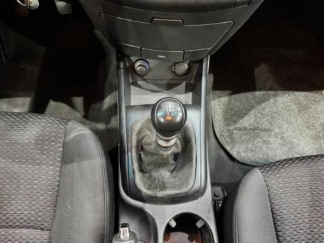 HYUNDAI I30 2.0 16V 4P AUTOM�TICO, Foto 8