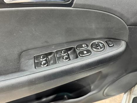 HYUNDAI I30 2.0 16V 4P GLS AUTOM�TICO, Foto 6
