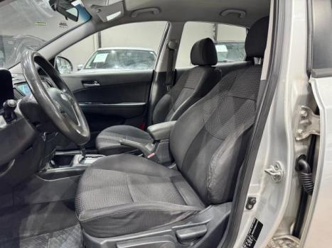 HYUNDAI I30 2.0 16V 4P GLS AUTOM�TICO, Foto 8
