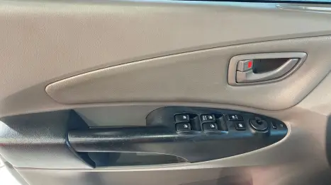HYUNDAI Tucson 2.0 16V 4P GLS-B AUTOMÁTICO, Foto 12