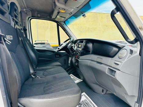 IVECO Daily 35-S14 DIESEL CHASSI CABINE TURBO INTERCOOLER, Foto 6