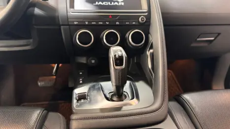 JAGUAR E-Pace 2.0 16V 4P P250 AWD TURBO AUTOM�TICO, Foto 22
