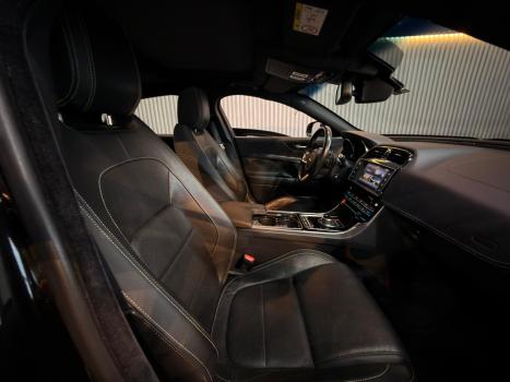 JAGUAR XE 2.0 16V 4P SI4 R-SPORT TURBO AUTOMTICO, Foto 13