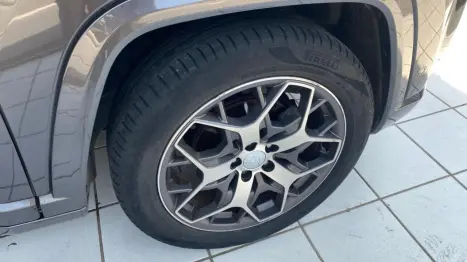 JEEP Commander 1.3 16V 4P FLEX T270 OVERLAND TURBO AUTOM�TICO AT6, Foto 18