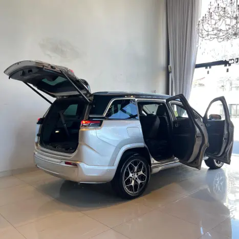 JEEP Commander 1.3 16V 4P FLEX T270 OVERLAND TURBO AUTOM�TICO AT6, Foto 17