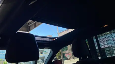 JEEP Commander 2.0 16V 4P TD380 OVERLAND 4X4 TURBO DIESEL AUTOM�TICO AT9, Foto 6