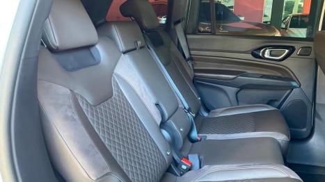 JEEP Commander 2.0 16V 4P TD380 OVERLAND 4X4 TURBO DIESEL AUTOM�TICO AT9, Foto 8