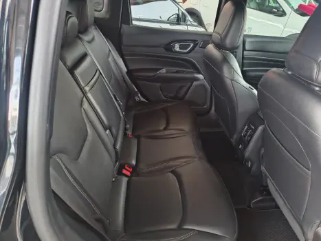 JEEP Compass 1.3 16V 4P FLEX LONGITUDE 80 ANOS T270 TURBO AUTOM�TICO, Foto 13