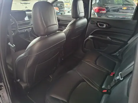 JEEP Compass 1.3 16V 4P FLEX LONGITUDE 80 ANOS T270 TURBO AUTOM�TICO, Foto 16