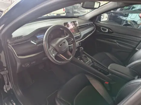 JEEP Compass 1.3 16V 4P FLEX LONGITUDE 80 ANOS T270 TURBO AUTOM�TICO, Foto 18