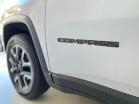 JEEP Compass 2.0 16V 4P TRAILHAWK TURBO DIESEL 4X4 AUTOMTICO, Foto 8