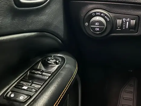 JEEP Compass 2.0 16V 4P LIMITED FLEX AUTOM�TICO, Foto 9