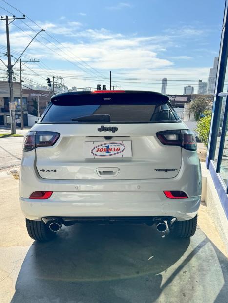 JEEP Compass 2.0 16V 4P HURRICANE 4 TURBO BLACKHAWK AUTOM�TICO AT9, Foto 3