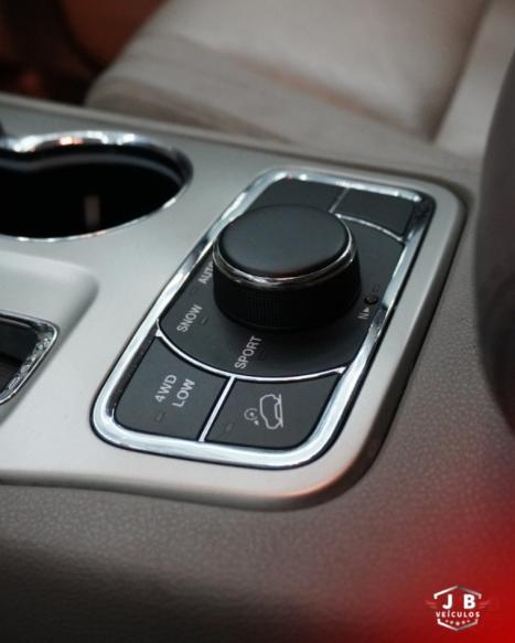 JEEP Grand Cherokee 3.6 V6 24V 4P 4X4 LAREDO AUTOMTICO, Foto 6