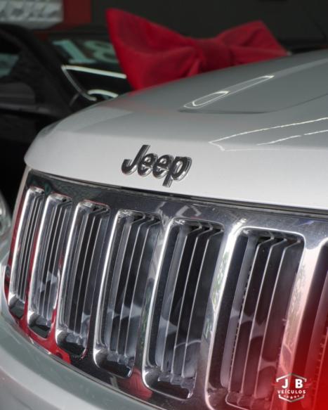 JEEP Grand Cherokee 3.6 V6 24V 4P 4X4 LAREDO AUTOMTICO, Foto 9