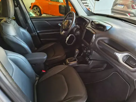 JEEP Renegade 1.8 16V 4P FLEX LONGITUDE AUTOMÁTICO, Foto 9 JEEP Renegade 1.8 16V 4P FLEX LONGITUDE AUTOMÁTICO, Foto 9