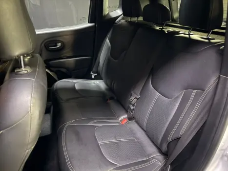 JEEP Renegade 1.8 16V 4P FLEX LONGITUDE AUTOM�TICO, Foto 9