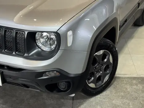 JEEP Renegade 1.8 16V 4P FLEX AUTOM�TICO, Foto 2