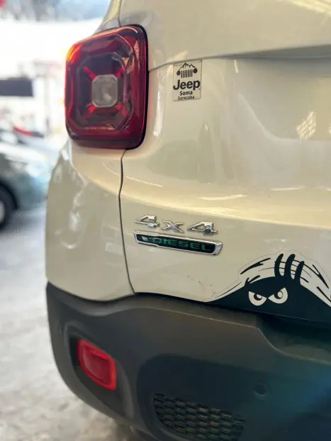 JEEP Renegade 2.0 16V 4P TURBO DIESEL LONGITUDE 4X4 AUTOM�TICO, Foto 4