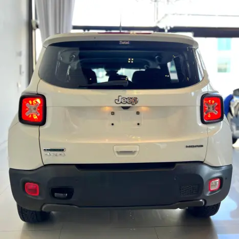 JEEP Renegade 2.0 16V 4P TURBO DIESEL MOAB 4X4 AUTOM�TICO, Foto 17