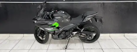 KAWASAKI Ninja 400 , Foto 5