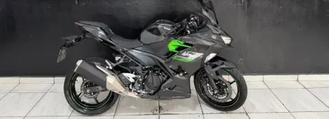KAWASAKI Ninja 400 , Foto 13