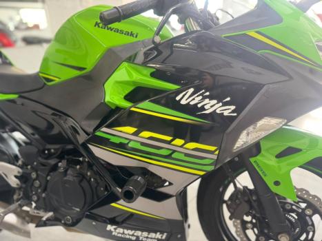KAWASAKI Ninja 400 , Foto 2
