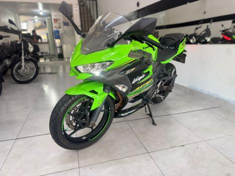 KAWASAKI Ninja 400 , Foto 5