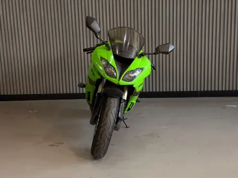 KAWASAKI ZX 6 R 600, Foto 2