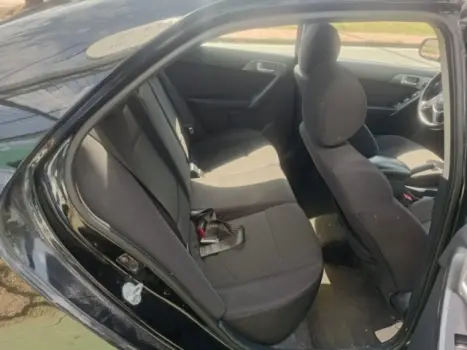 KIA Cerato Sedan 1.6 16V 4P EX, Foto 8