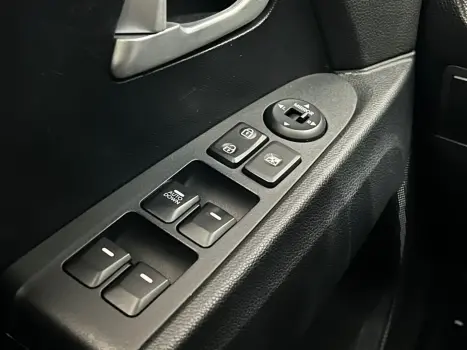 KIA Sportage 2.0 16V 4P LX AUTOM�TICO, Foto 8