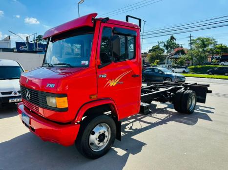 MERCEDES-BENZ 710 PLUS, Foto 1