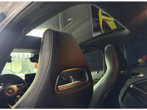 MERCEDES-BENZ A 200 Sedan , Foto 4