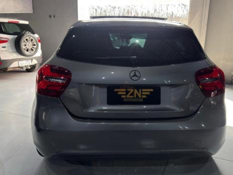 MERCEDES-BENZ A 200 Sedan , Foto 7