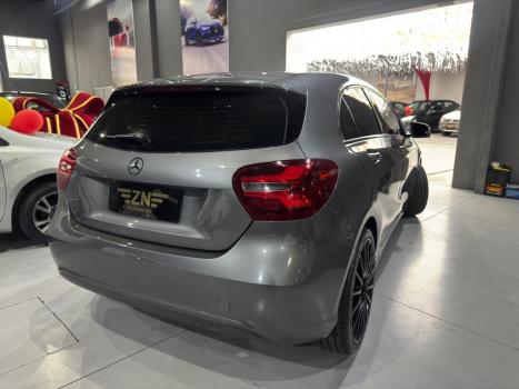 MERCEDES-BENZ A 200 Sedan , Foto 18
