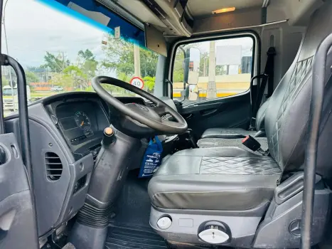 MERCEDES-BENZ Atego 2426 6X2, Foto 9