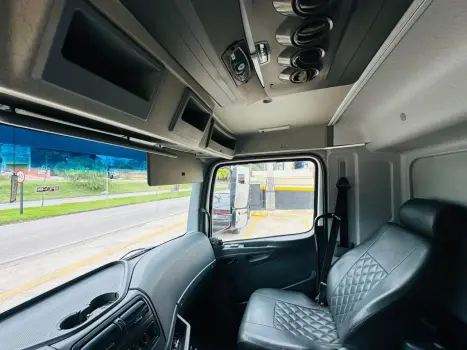 MERCEDES-BENZ Atego 2426 6X2, Foto 11