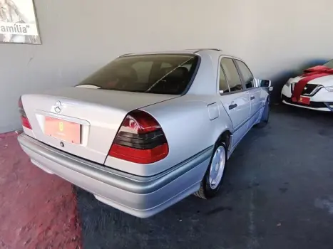 MERCEDES-BENZ C 180 1.8 16V 4P CGI CLASSIC AUTOMTICO, Foto 19