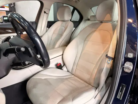 MERCEDES-BENZ C 180 , Foto 12