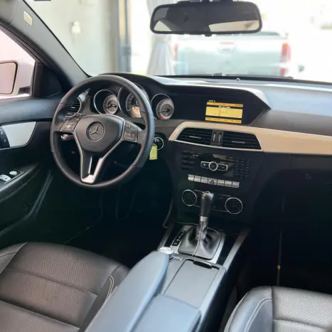 MERCEDES-BENZ C 180 1.8 16V 4P CGI CLASSIC TURBO AUTOM�TICO, Foto 13