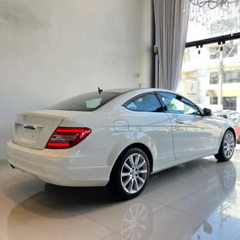 MERCEDES-BENZ C 180 1.8 16V 4P CGI CLASSIC TURBO AUTOM�TICO, Foto 16