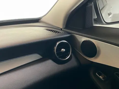 MERCEDES-BENZ C 250 2.0 16V 4P CGI AVANTGARDE 9-GTRONIC AUTOM�TICO, Foto 15