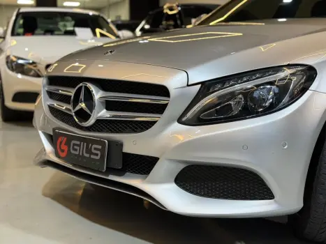 MERCEDES-BENZ C 250 2.0 16V 4P CGI AVANTGARDE 9-GTRONIC AUTOM�TICO, Foto 4