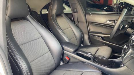 MERCEDES-BENZ CLA 180 1.6 16V 4P CGI TURBO 7G-TRONIC AUTOM�TICO DCT, Foto 6