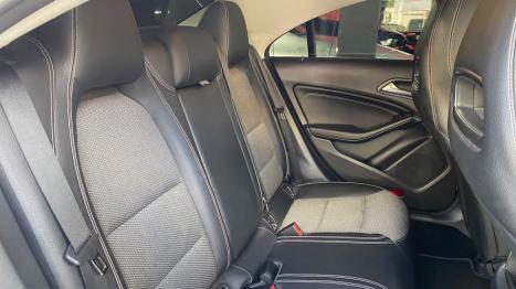 MERCEDES-BENZ CLA 180 1.6 16V 4P CGI TURBO 7G-TRONIC AUTOM�TICO DCT, Foto 7
