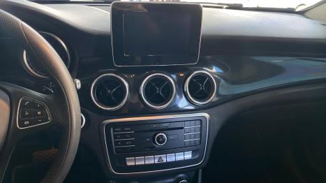 MERCEDES-BENZ CLA 180 1.6 16V 4P CGI TURBO 7G-TRONIC AUTOM�TICO DCT, Foto 12